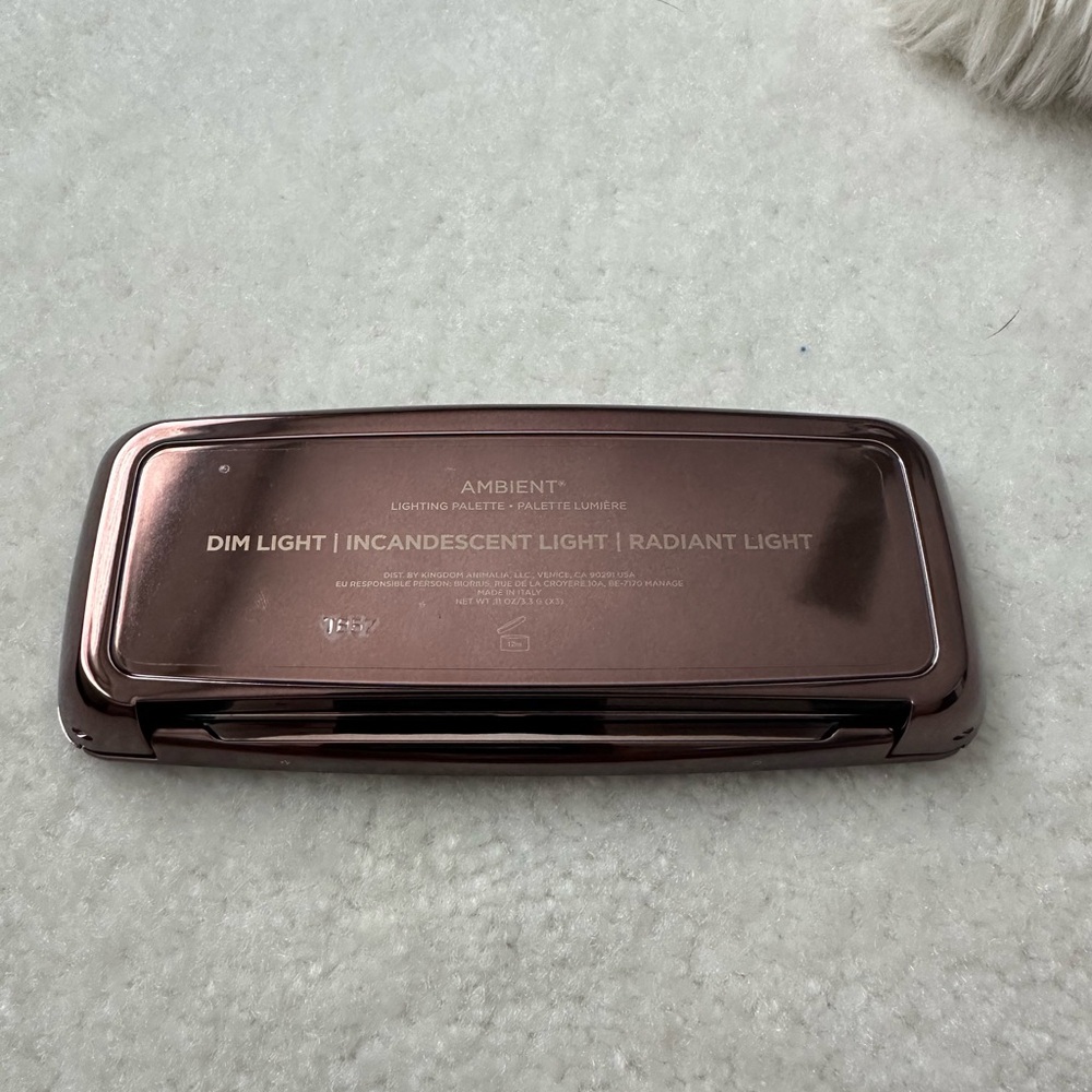 Hourglass Ambient lighting palette - Picture 3 of 3